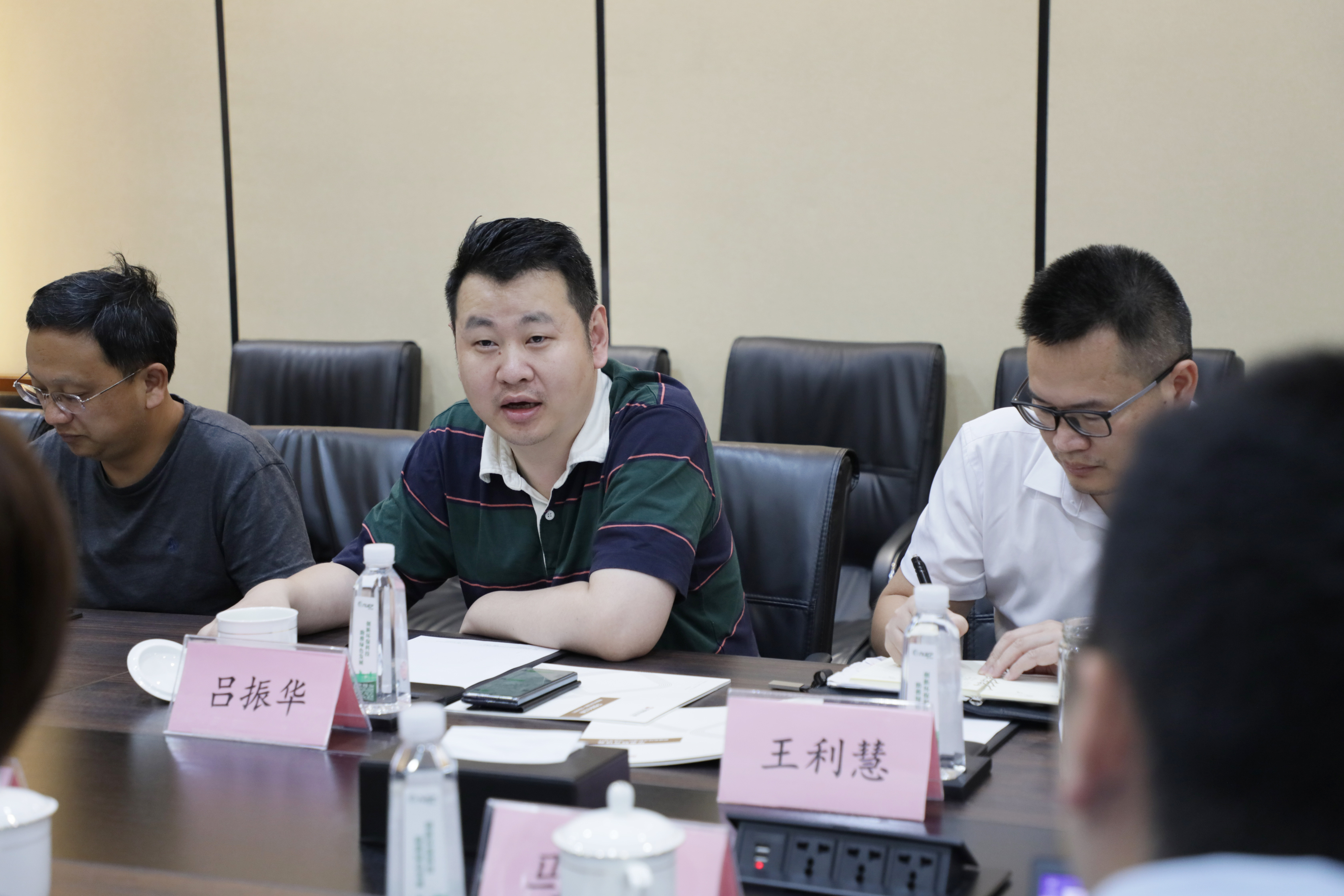 FW7A1705.jpg FW7A1705.jpg